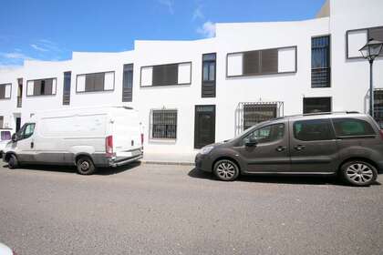 Duplex verkoop in Argana Alta, Arrecife, Lanzarote. 