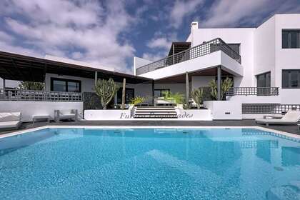 Chalet venta en Puerto Calero, Yaiza, Lanzarote. 