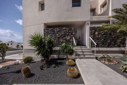 Chalet Adosado venta en Costa Teguise, Lanzarote. 