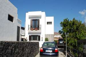 Villa for sale in Tías, Lanzarote. 