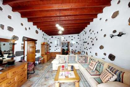 Casa di campagna vendita in Tajaste, Tinajo, Lanzarote. 