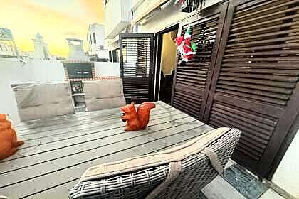 Casa a due piani vendita in Playa Honda, San Bartolomé, Lanzarote. 