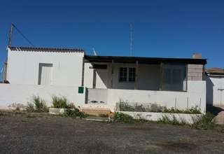 House for sale in Las Cabreras, Teguise, Lanzarote. 