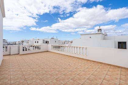 Flat for sale in Playa Honda, San Bartolomé, Lanzarote. 