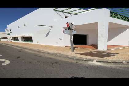 Locale commerciale en Playa Blanca, Yaiza, Lanzarote. 