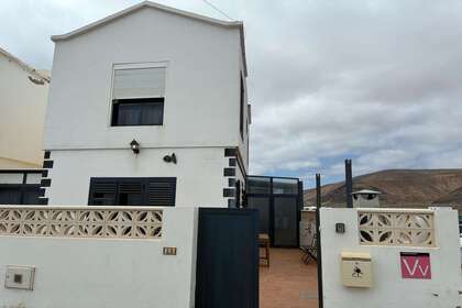 Tríplex venta en Orzola, Haría, Lanzarote. 