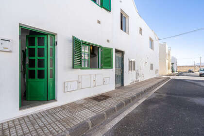 Apartment for sale in Famara, Teguise, Lanzarote. 