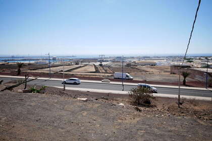 Industriehallen verkoop in Valterra, Arrecife, Lanzarote. 