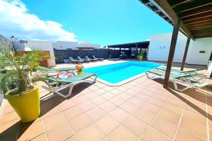 Вилла Продажа в Playa Blanca, Yaiza, Lanzarote. 