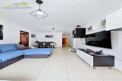 Flat for sale in Arrecife, Lanzarote. 