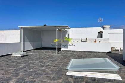 Chalet for sale in Arrecife, Lanzarote. 