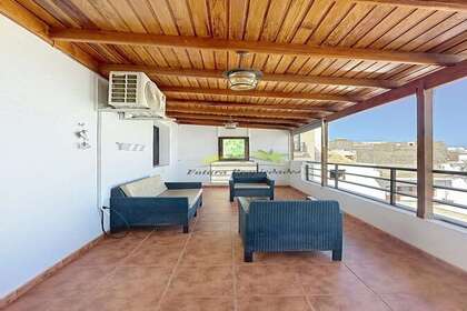 Penthouse for sale in Arrecife Centro, Lanzarote. 