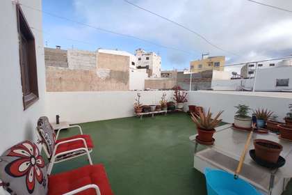 Flat for sale in La Vega, Arrecife, Lanzarote. 