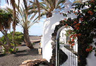 Villa for sale in La Asomada, Tías, Lanzarote. 