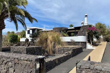 Villa for sale in Playa Blanca, Yaiza, Lanzarote. 
