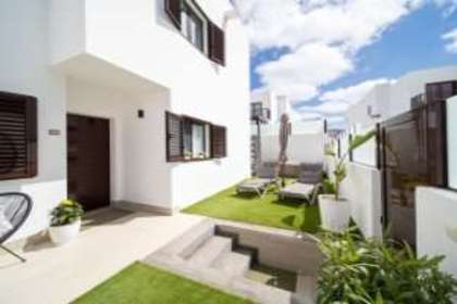 Zweifamilienhaus zu verkaufen in Yaiza, Lanzarote. 