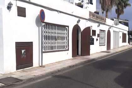 Locale commerciale vendita in Puerto del Carmen, Tías, Lanzarote. 