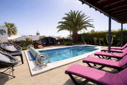 Villa for sale in Playa Blanca, Yaiza, Lanzarote. 
