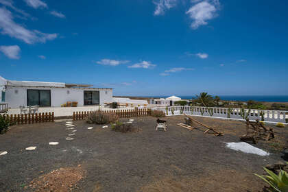 Villa for sale in Mácher, Tías, Lanzarote. 