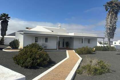 Chalet zu verkaufen in El Islote, San Bartolomé, Lanzarote. 