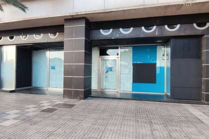 Commercial premise for sale in Arrecife, Lanzarote. 