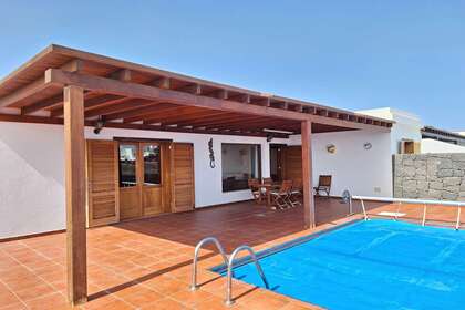 Villa for sale in Playa Blanca, Yaiza, Lanzarote. 