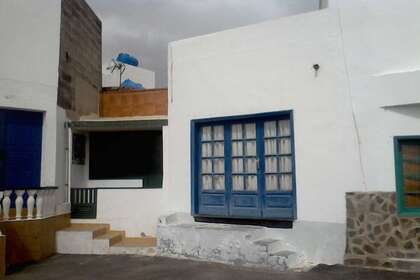 House for sale in Orzola, Haría, Lanzarote. 