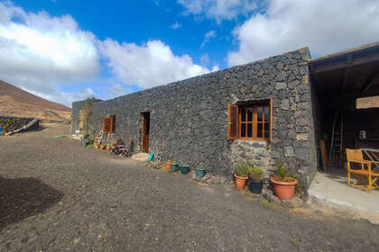 House for sale in Soo, Teguise, Lanzarote. 