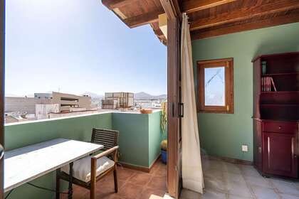 Flat for sale in Arrecife Centro, Lanzarote. 