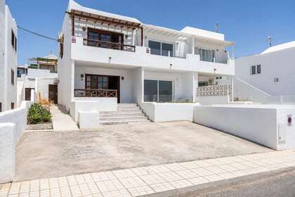 Duplex for sale in Puerto del Carmen, Tías, Lanzarote. 
